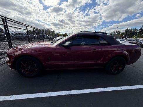 Used 2007 Ford Mustang GT RWD image 2