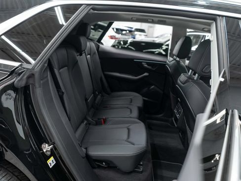 Used 2023 Audi Q8 Premium Plus AWD/4WD image 14