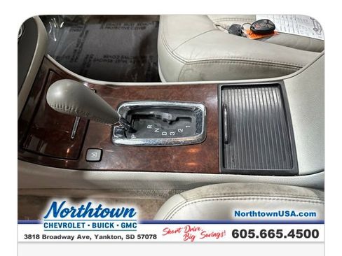 Used 2011 Buick Lucerne CXL FWD image 20