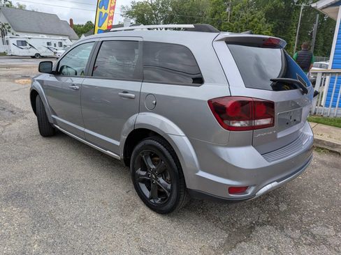 Used 2020 Dodge Journey Crossroad FWD image 4