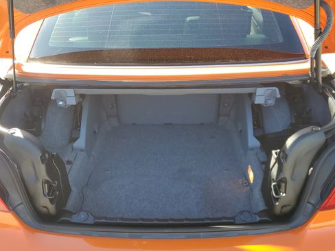 Used 2013 BMW M3 Convertible w/ Premium Pkg image 8