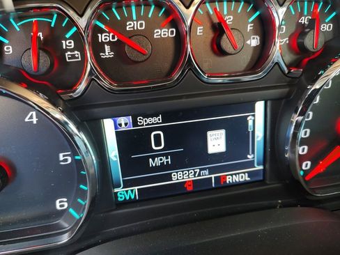 Used 2018 Chevrolet Tahoe LT image 11