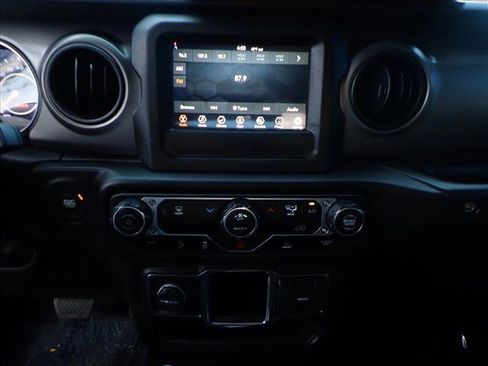 Used 2023 Jeep Wrangler Sport image 15