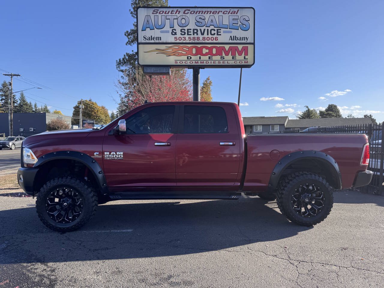 Used 2014 RAM 2500 Laramie w/ Convenience Group AWD/4WD image 1