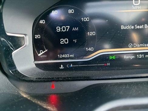 Used 2023 GMC Yukon Denali image 6