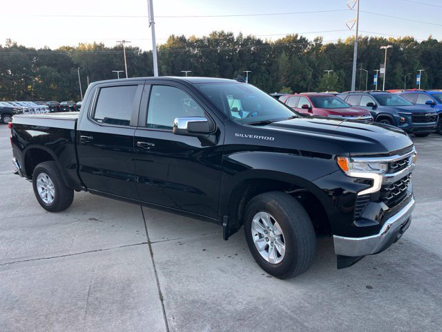 Used 2025 Chevrolet Silverado 1500 LT RWD image 9