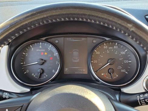 Used 2018 Nissan Rogue Sport SL image 19