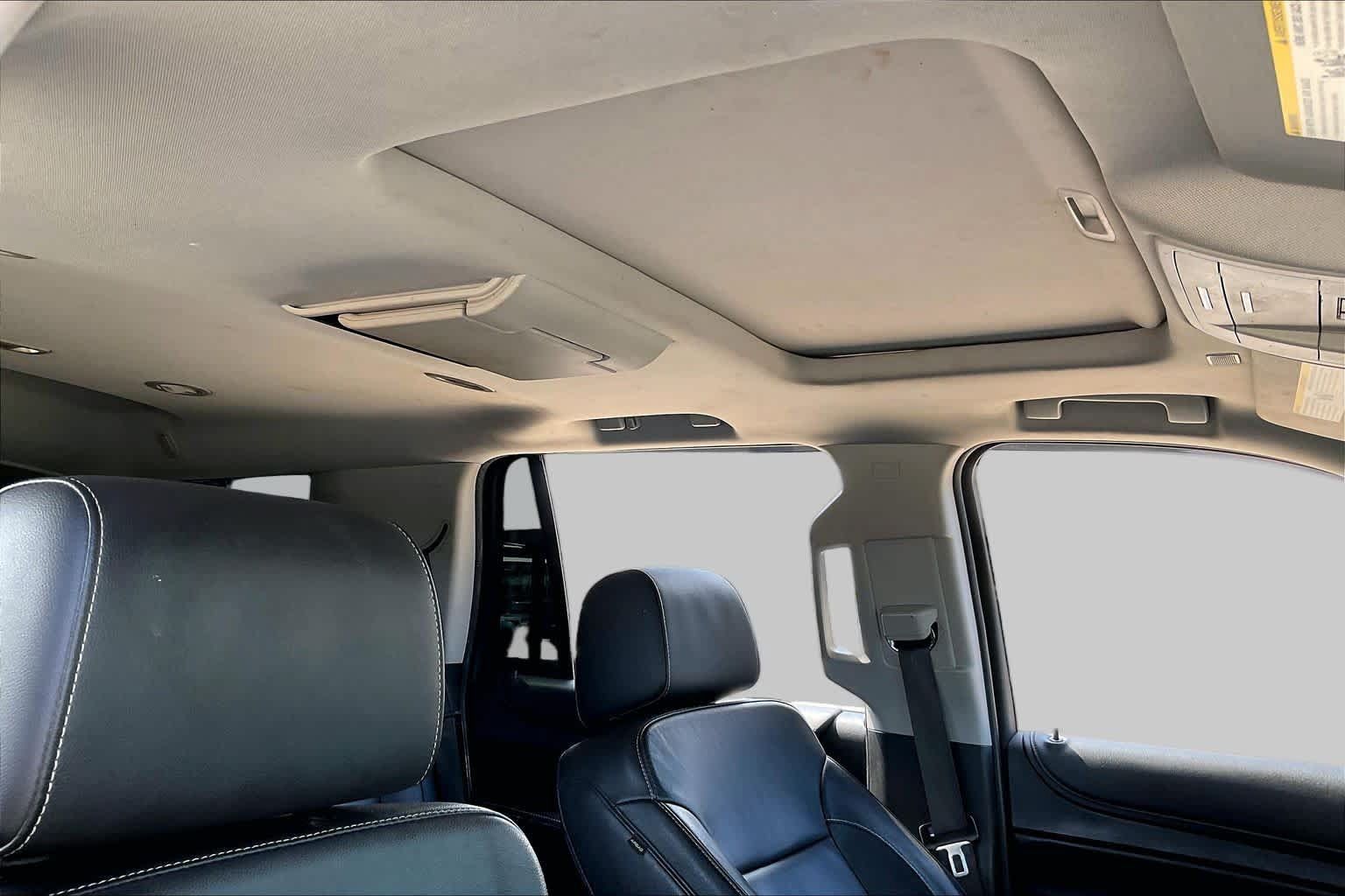 Used 2018 Chevrolet Tahoe LT AWD/4WD image 12