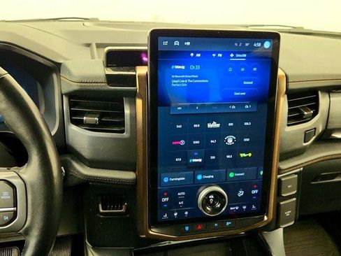 Used 2022 Ford F150 Lightning Lariat AWD/4WD image 16