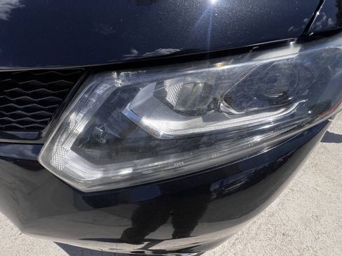 Used 2016 Nissan Rogue SL w/ SL Premium Package AWD/4WD image 19