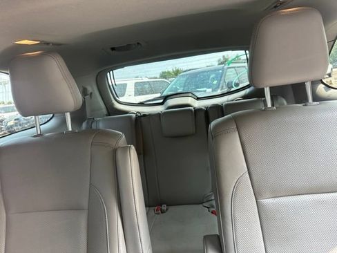 Used 2018 Toyota Highlander Limited Platinum AWD/4WD image 18