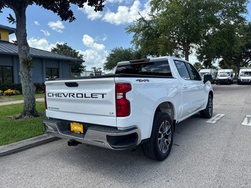 Used 2023 Chevrolet Silverado 1500 LT AWD/4WD image 7