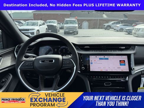 New 2026 Jeep Grand Cherokee Altitude AWD/4WD image 18