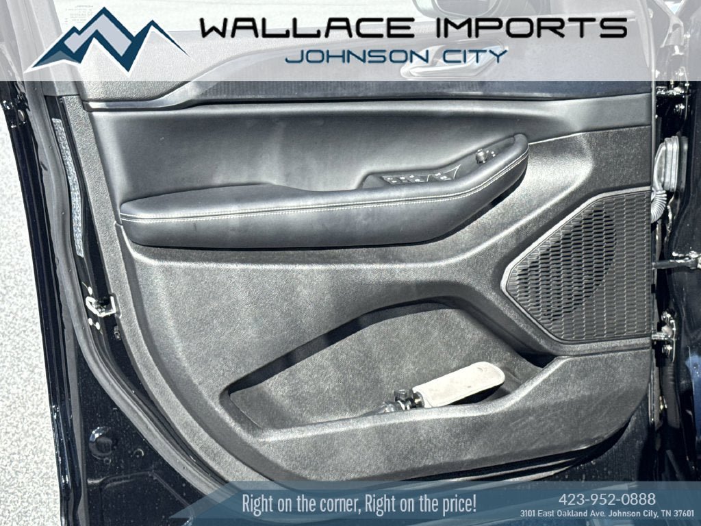 Used 2025 Jeep Grand Cherokee Laredo X w/ Luxury Tech Group I AWD/4WD image 13
