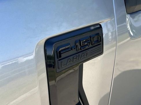 Used 2025 Ford F150 Lariat w/ Equipment Group 501A Mid AWD/4WD image 9