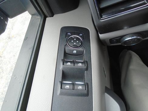 Used 2018 Ford F150 XLT w/ Trailer Tow Package image 21