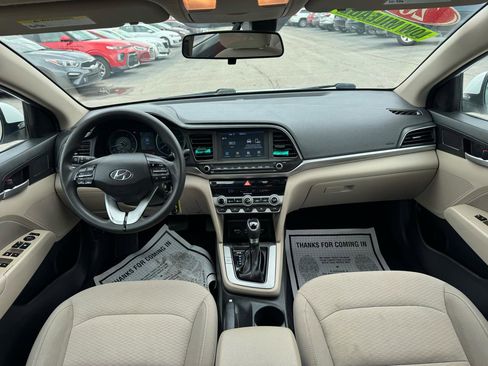 Used 2020 Hyundai Elantra SEL w/ Cargo Package (C1) FWD image 13