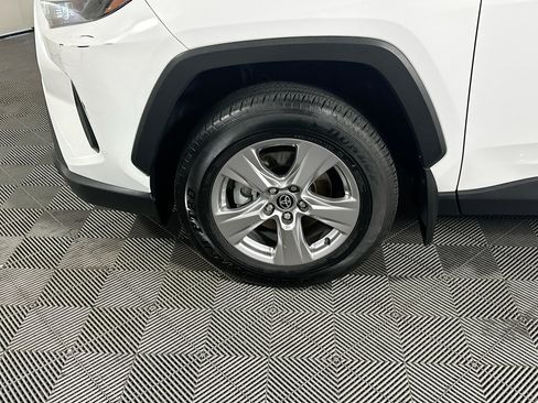 Used 2025 Toyota RAV4 XLE w/ Convenience Package FWD image 11