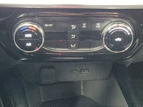 Certified 2024 Chevrolet Trax LT image 14