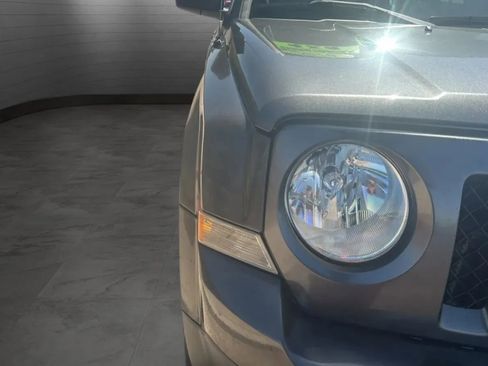 Used 2016 Jeep Patriot Sport w/ Power Value Group AWD/4WD image 20