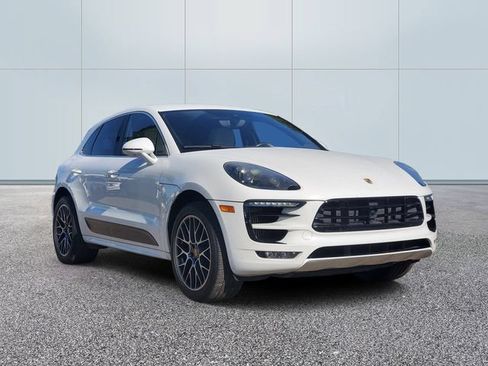 Used 2015 Porsche Macan S AWD/4WD image 3
