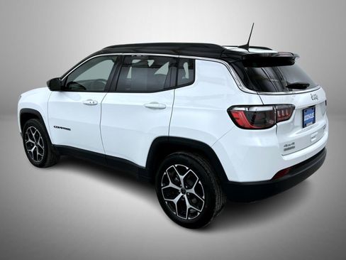 Certified 2025 Jeep Compass Limited image 7