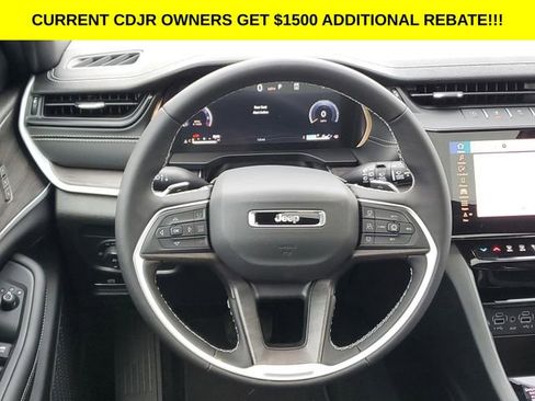 New 2026 Jeep Grand Cherokee Limited image 7