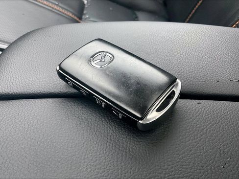 Used 2025 MAZDA CX-50 AWD 2.5 Hybrid w/ Premium Pkg image 14