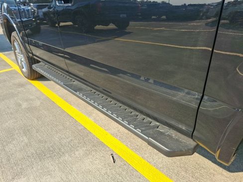 Used 2018 Ford F150 Lariat AWD/4WD image 6
