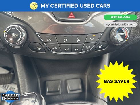 Used 2017 Chevrolet Cruze LT w/ Convenience Package image 21