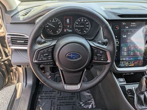 Used 2024 Subaru Outback Limited image 12
