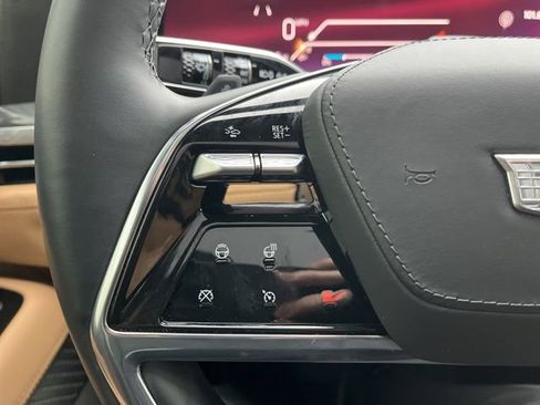 Used 2025 Cadillac Escalade IQ Sport 2 w/ LPO, ONYX Package image 26