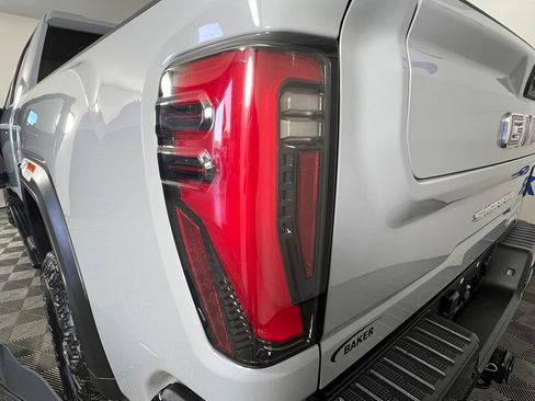 Certified 2025 GMC Sierra 2500 AT4X AWD/4WD image 38
