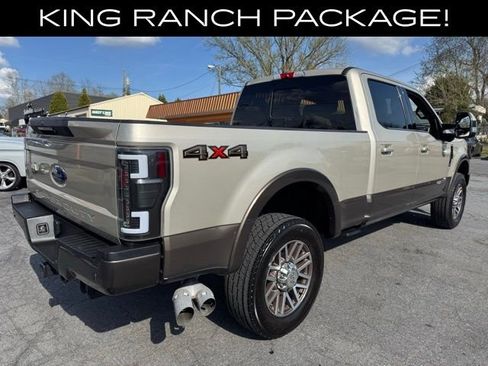 Used 2017 Ford F250 King Ranch w/ King Ranch Ultimate Package AWD/4WD image 2