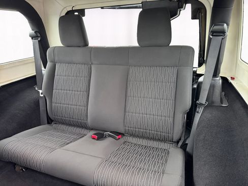 Used 2012 Jeep Wrangler Sport AWD/4WD image 13