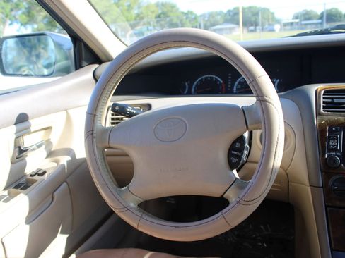 Used 2001 Toyota Avalon XL FWD image 21