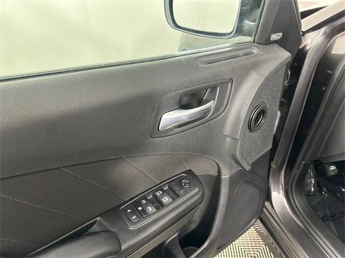 Certified 2022 Dodge Charger GT w/ Blacktop Package image 17