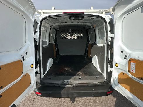 Used 2019 Ford Transit Connect XL image 4