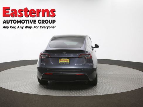 Used 2022 Tesla Model Y Performance image 31