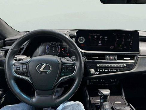 Used 2022 Lexus ES 250 w/ Premium Package AWD/4WD image 27