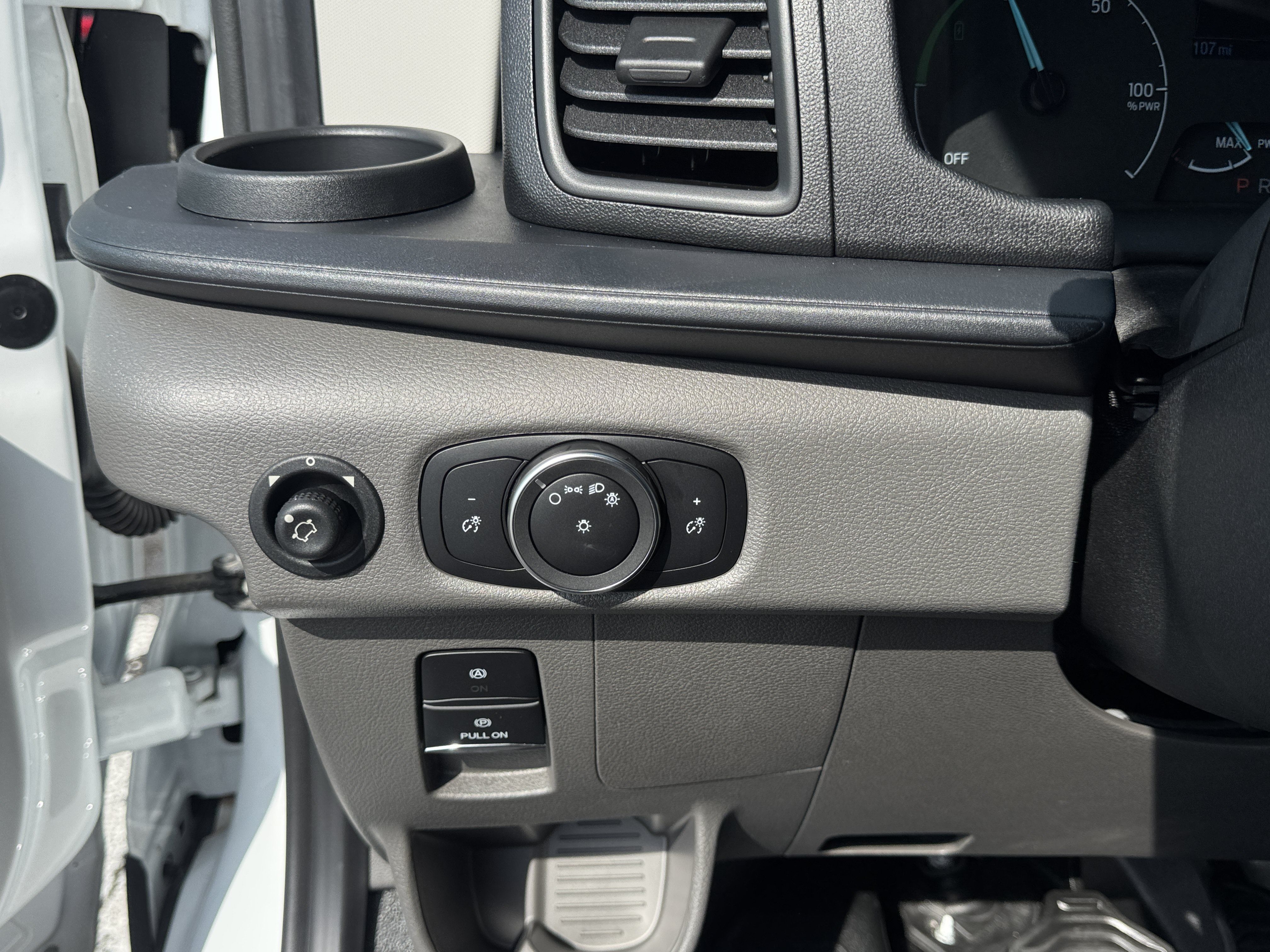 Used 2024 Ford E-Transit Low Roof RWD image 16