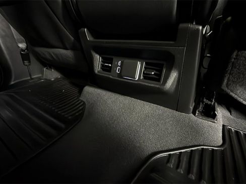 Certified 2022 Chevrolet Silverado 1500 LT image 30