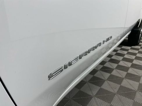 Used 2024 GMC Sierra 2500 Pro w/ Convenience Package image 31