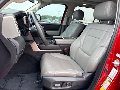 Used 2023 Toyota Sequoia Limited w/ Tow Technology Package AWD/4WD image 13