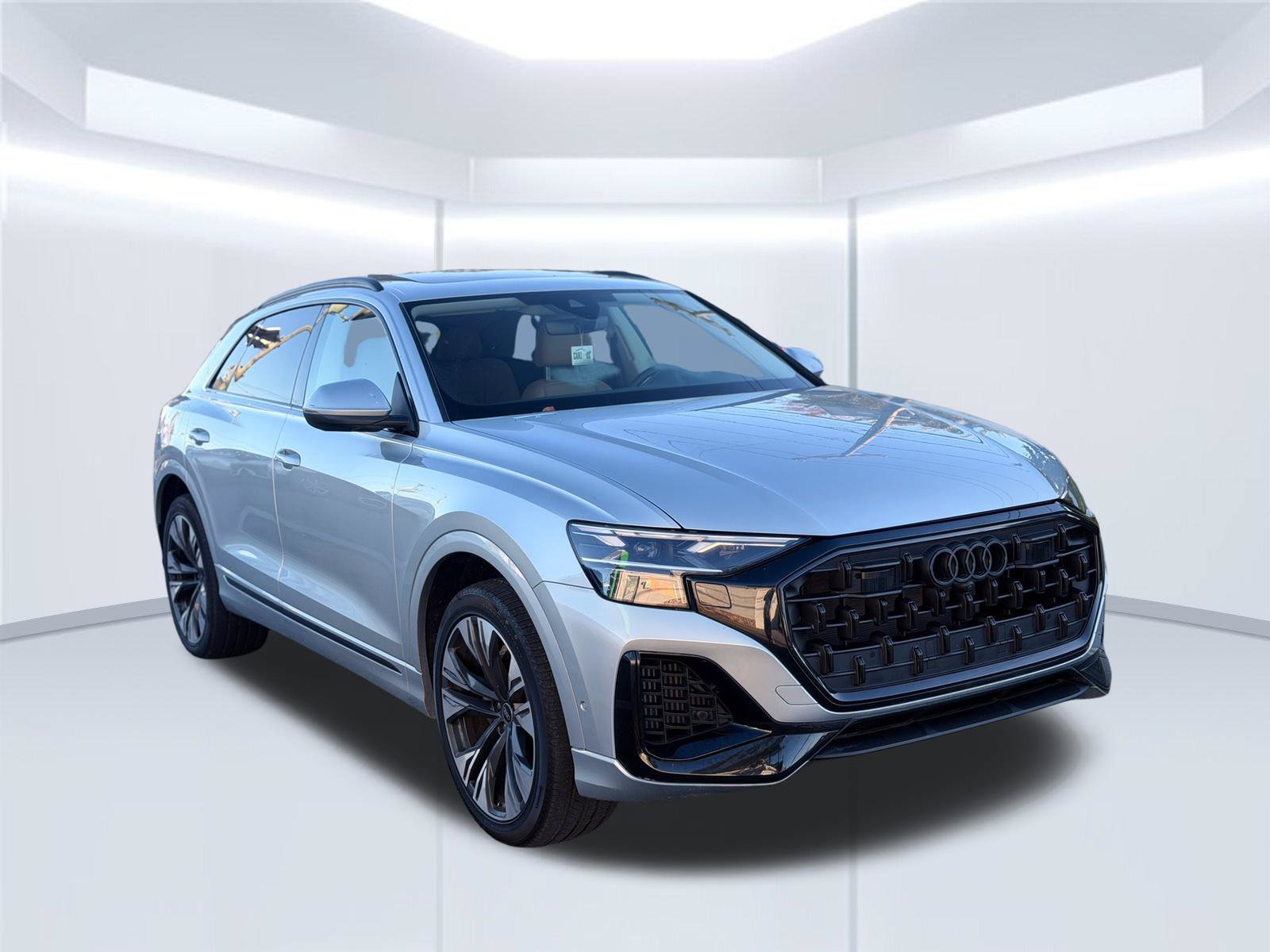 Used 2024 Audi Q8 Premium Plus AWD/4WD image 3