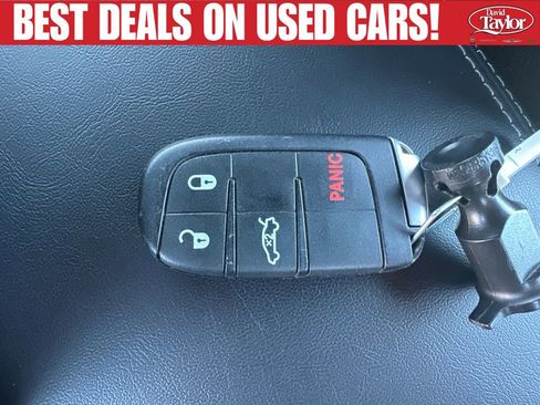 Used 2021 Dodge Challenger SXT RWD image 38