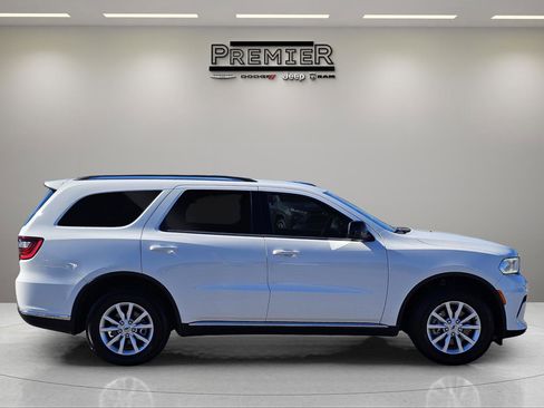 Used 2024 Dodge Durango SXT image 7