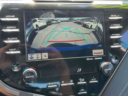 Used 2020 Toyota Camry XSE FWD image 13