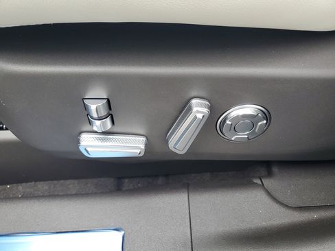 New 2026 Lincoln Nautilus Black Label image 12