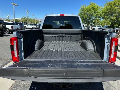 New 2026 Ford F250 Lariat w/ Black Appearance Package AWD/4WD image 21